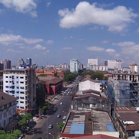 Queen'S Park Hotel Rangoon Eksteriør billede