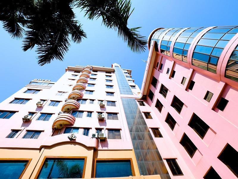 Queen'S Park Hotel Rangoon Eksteriør billede