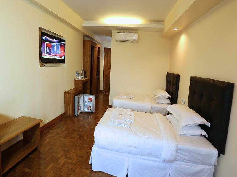 Queen'S Park Hotel Rangoon Eksteriør billede