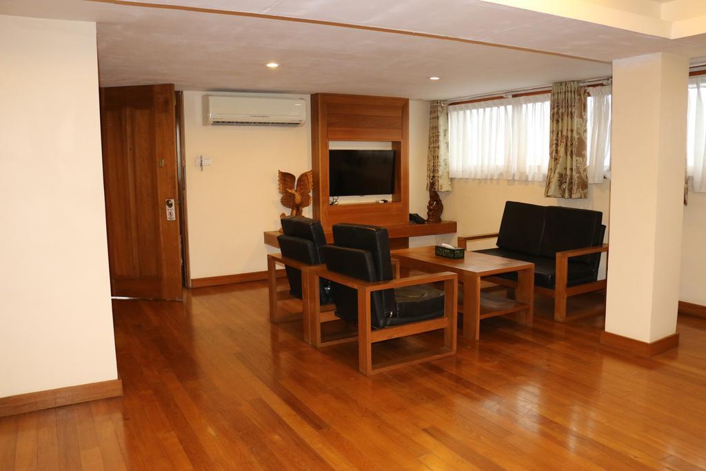 Queen'S Park Hotel Rangoon Eksteriør billede