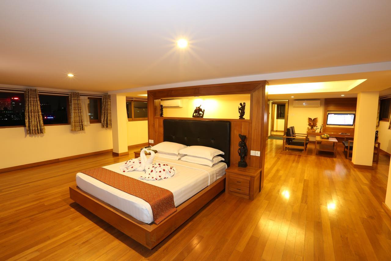 Queen'S Park Hotel Rangoon Eksteriør billede